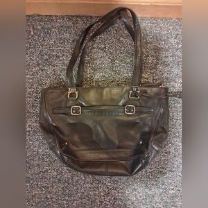 Vintage Etienne Aigner Black leather Shoulder Bag